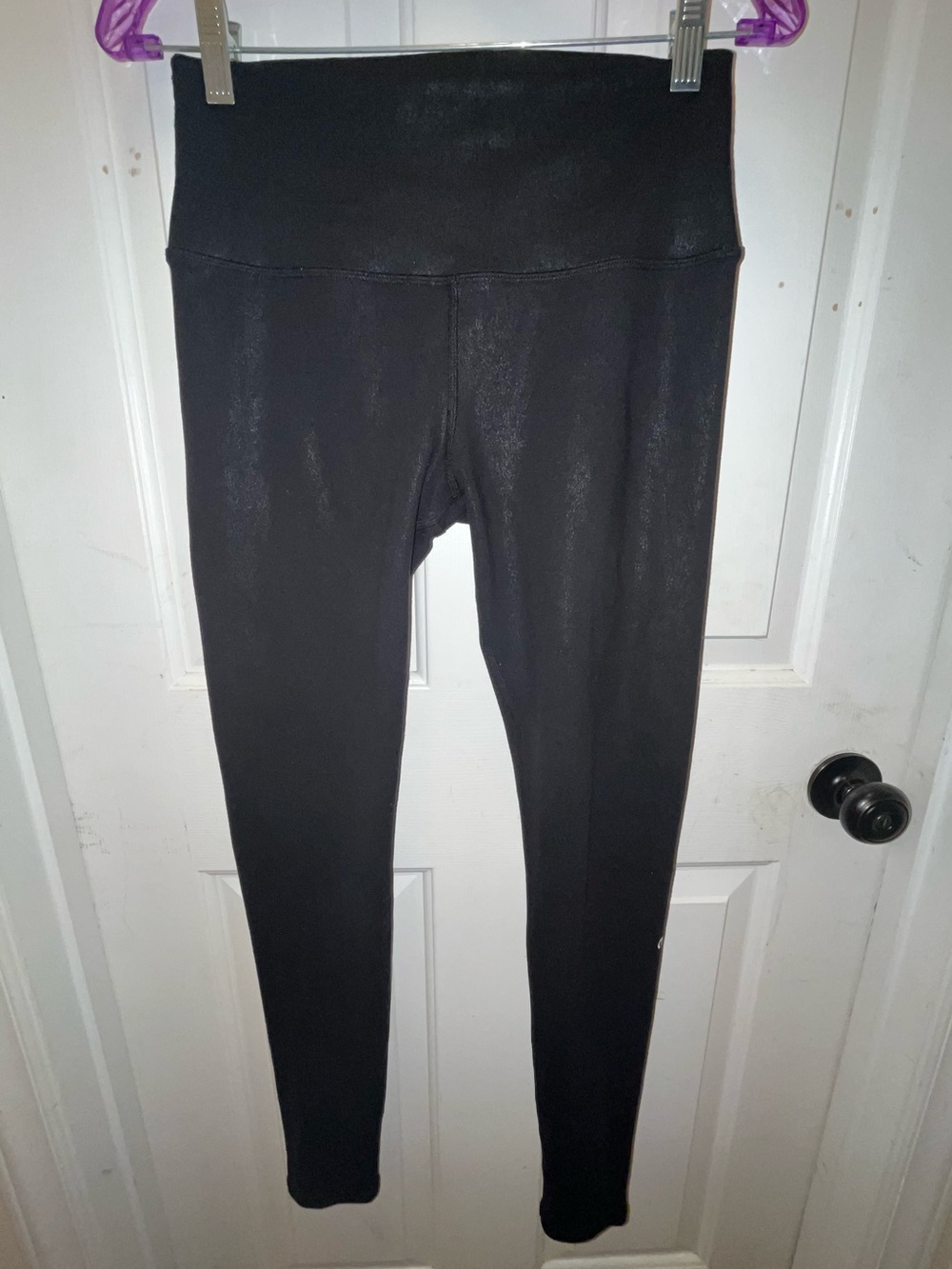 🧘🏽‍♀️EUC Alo Yoga High Waist Airbrush (?) Leggings - Sz Medium